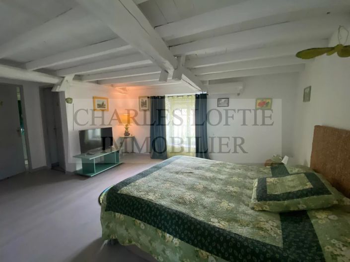 Image No.12-7 Bed House for sale