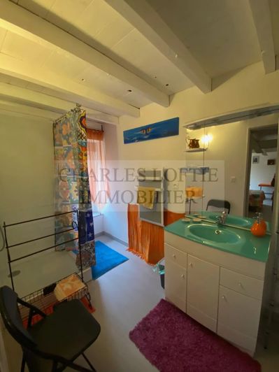 Image No.16-7 Bed House for sale