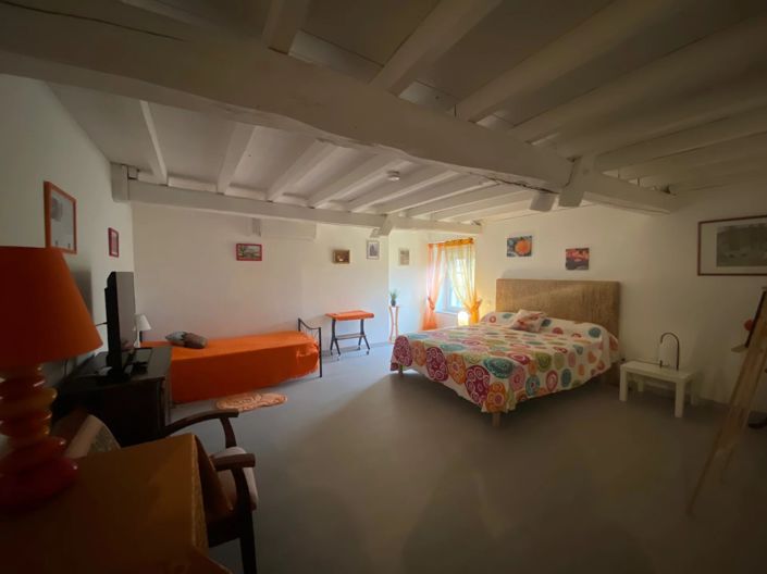 Image No.5-7 Bed House for sale