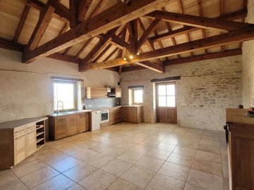 be48d0c10ac210758fd9b60248a069d0956fd55393144