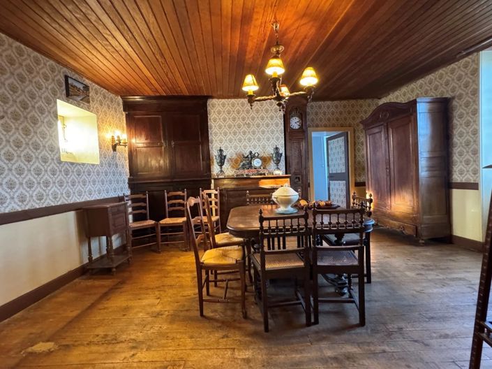 Image No.4-5 Bed House for sale