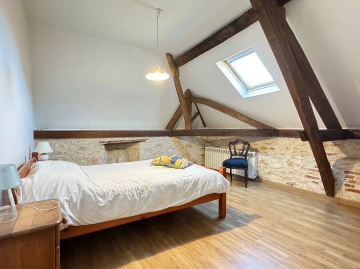 Image No.14-6 Bed House for sale