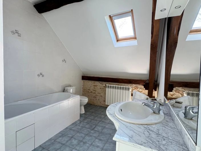 Image No.16-6 Bed House for sale