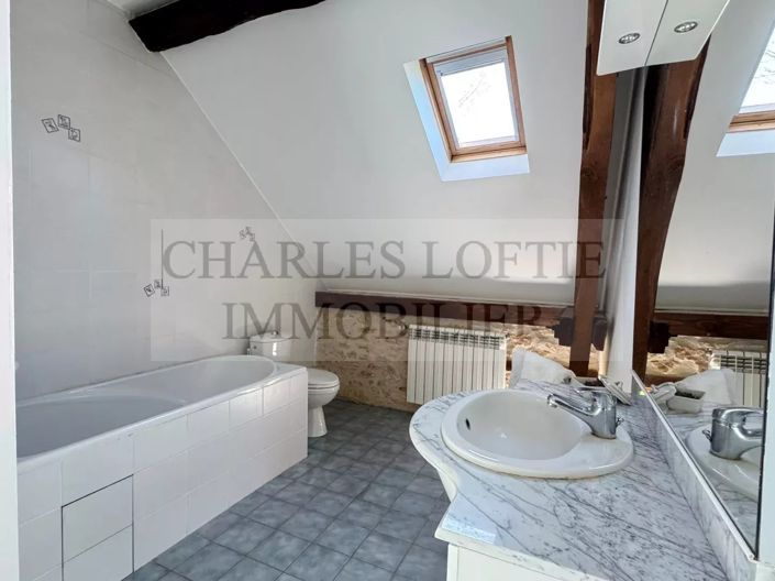 Image No.16-6 Bed House for sale