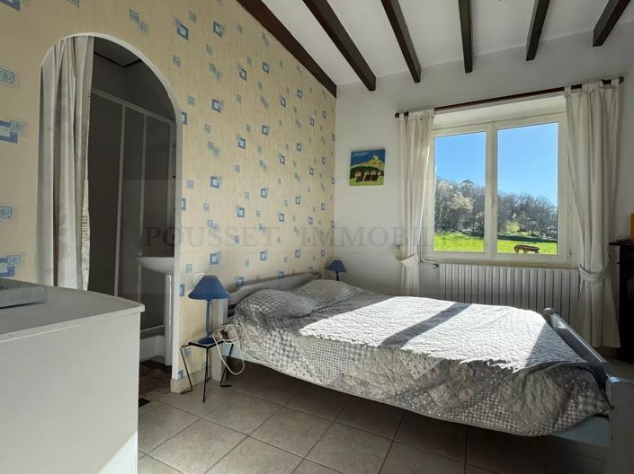 Image No.20-6 Bed House for sale