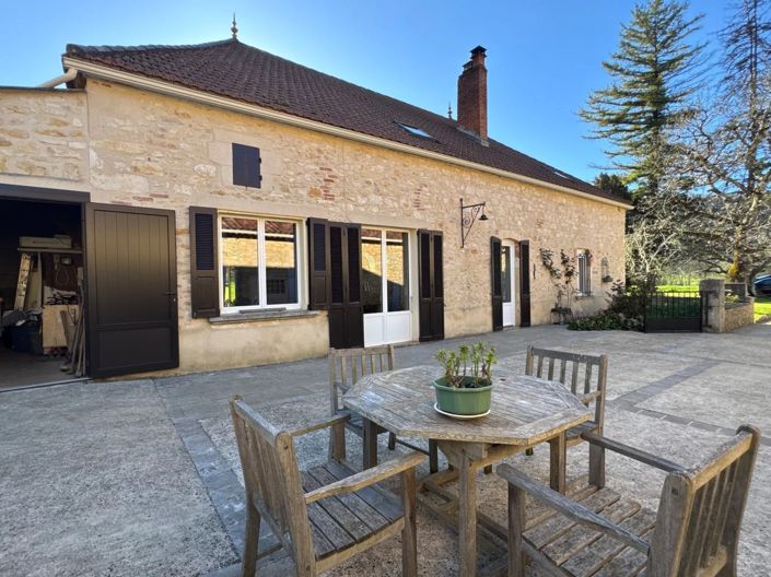 Image No.27-6 Bed House for sale