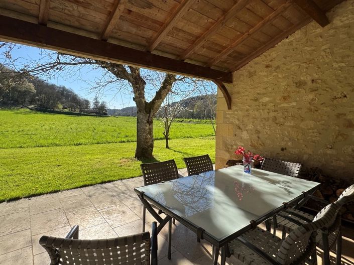 Image No.5-6 Bed House for sale