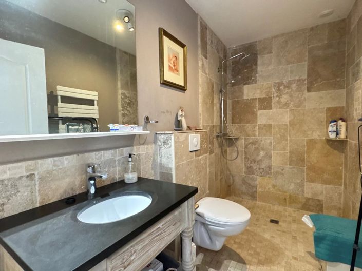 Image No.18-3 Bed House for sale