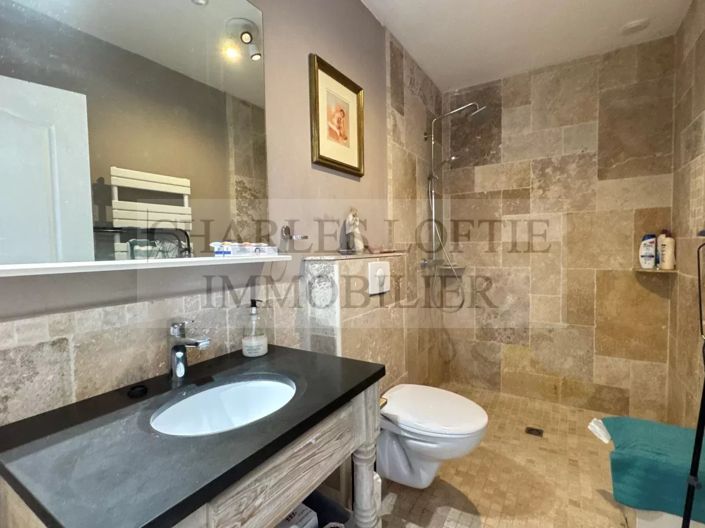 Image No.18-3 Bed House for sale