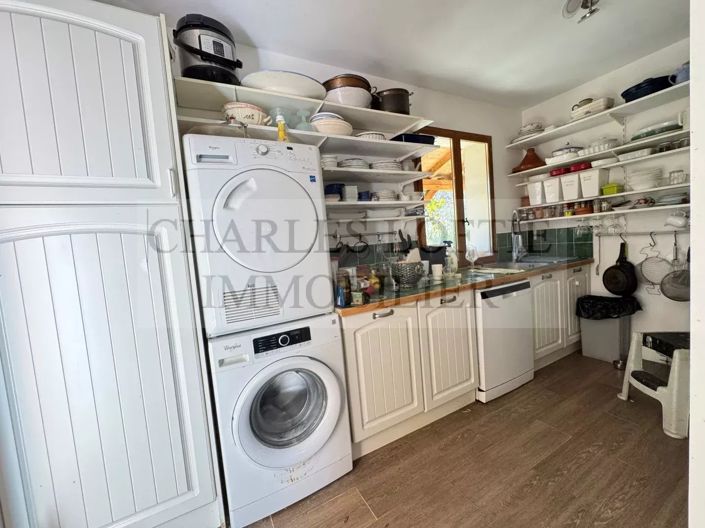 Image No.25-3 Bed House for sale