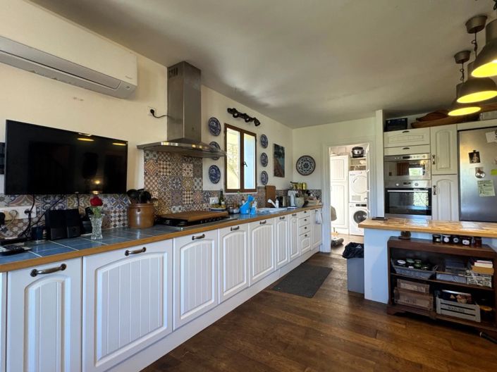 Image No.6-3 Bed House for sale