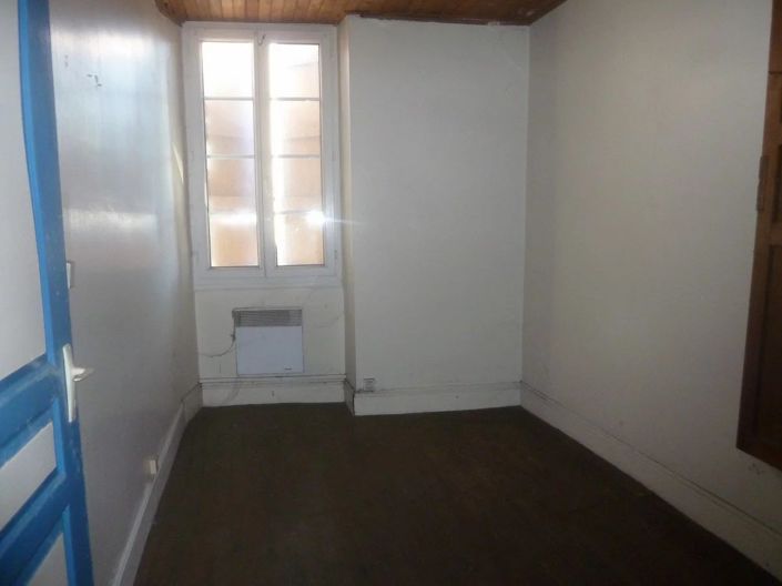 Image No.6-2 Bed House for sale