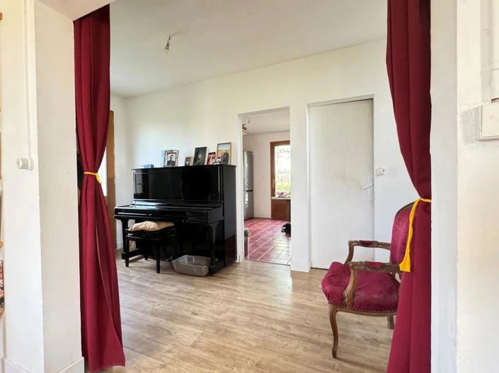 Image No.5-4 Bed House for sale