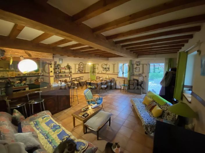 Image No.17-5 Bed House for sale