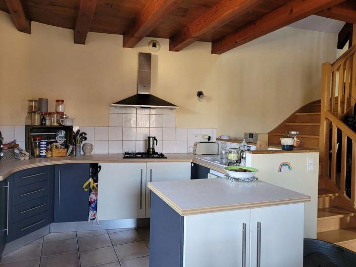 Image No.5-2 Bed House for sale