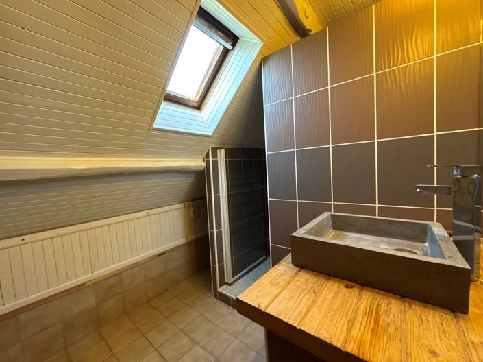 Image No.13-7 Bed House for sale