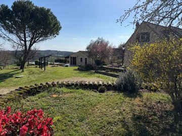 aa1c257c467795403e8777835f19e4b0f416d14ca4144