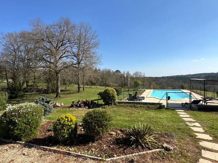 Image No.17-7 Bed House for sale