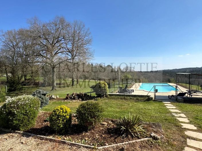 Image No.17-7 Bed House for sale