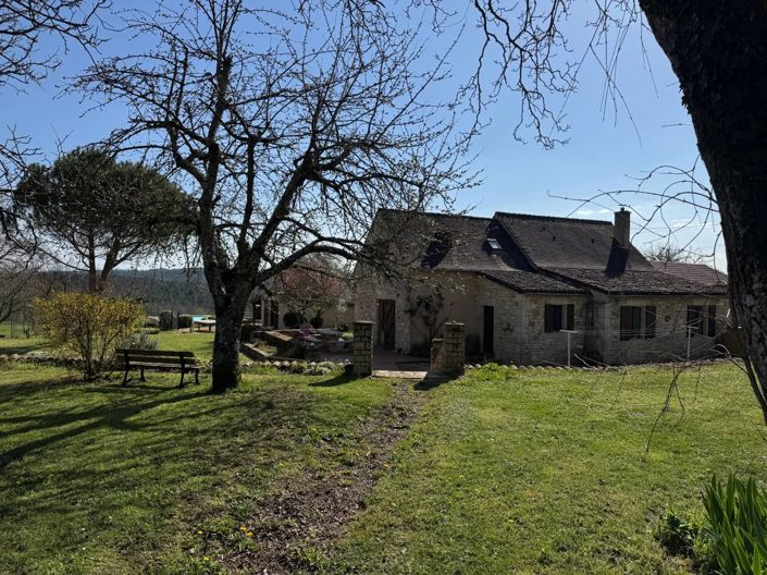 Image No.29-7 Bed House for sale