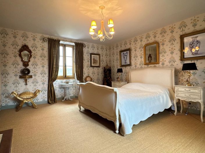 Image No.15-3 Bed House for sale