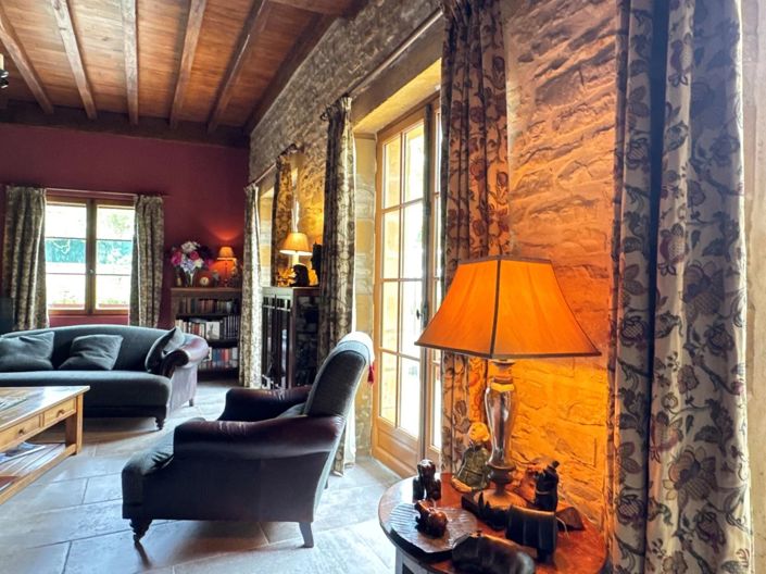 Image No.6-3 Bed House for sale