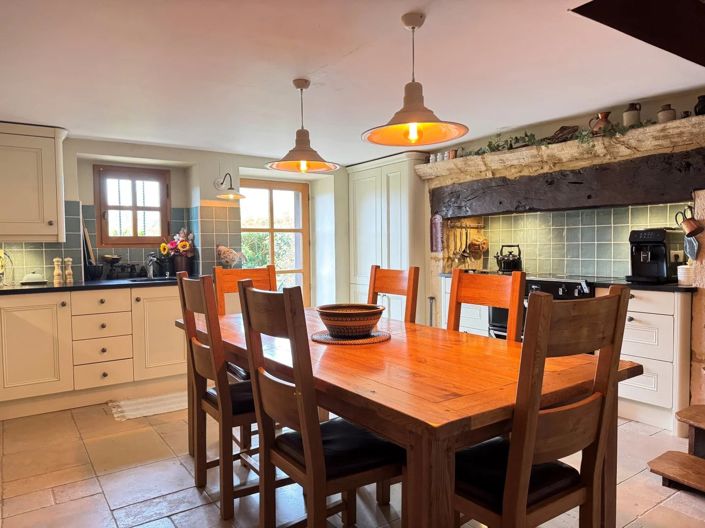 Image No.8-3 Bed House for sale