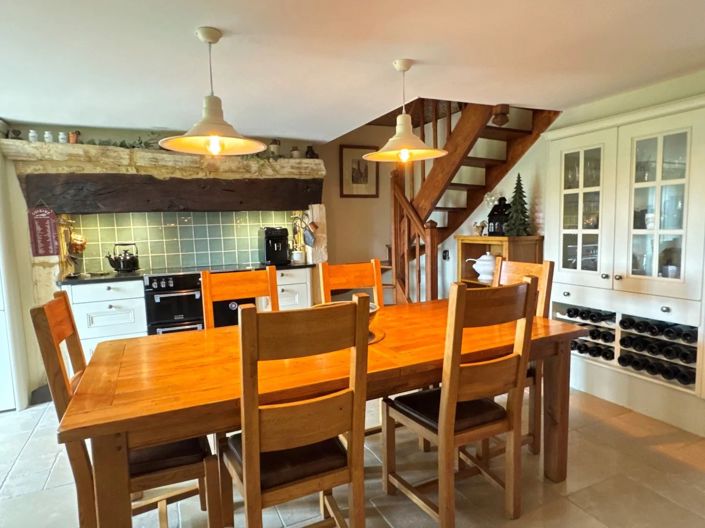 Image No.9-3 Bed House for sale