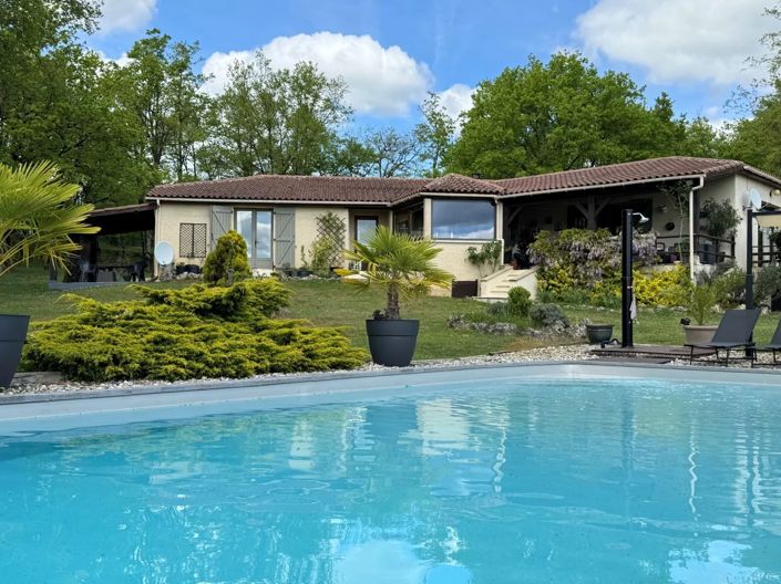 Image No.2-4 Bed House for sale