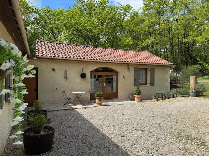 Image No.16-4 Bed House for sale