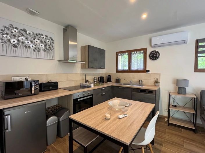 Image No.18-4 Bed House for sale