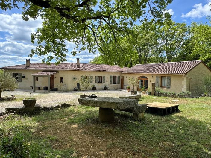 Image No.3-4 Bed House for sale