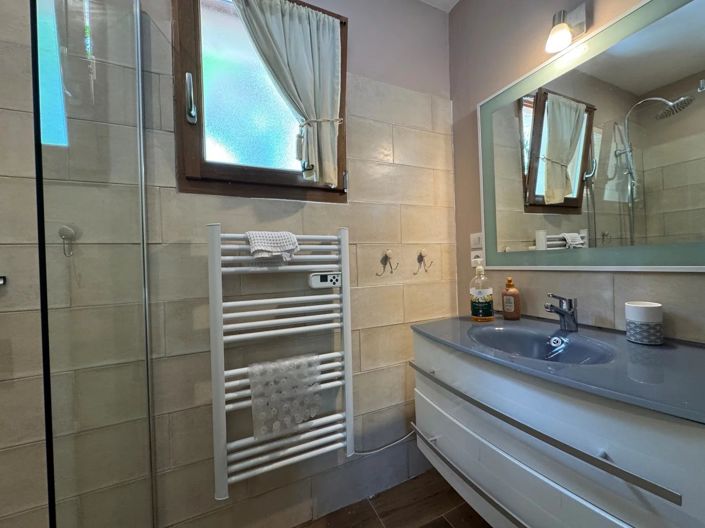 Image No.22-4 Bed House for sale