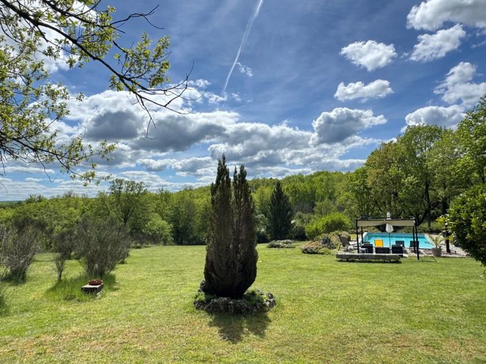 Image No.25-4 Bed House for sale