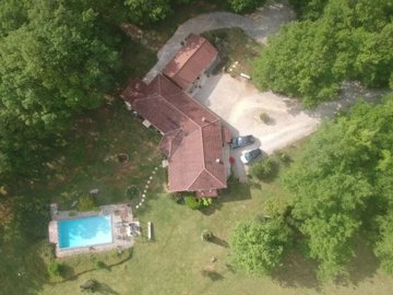 e525e9e640caf2187212f91e3bfa9ff2fa4385fd98102