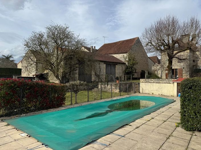 Image No.15-5 Bed House for sale