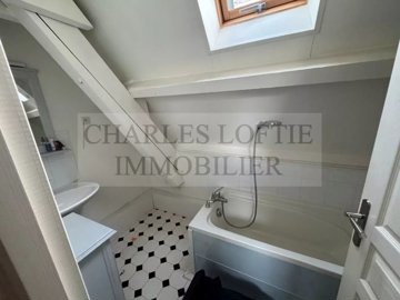 ae572c96583f1782d50c929f8603992bed78012406144