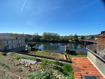 15681836b182594252bfeed9105a949f0bf5a410f7192