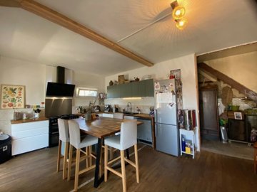 c33581c26b23aea596406524860db4414b4b83edf4192