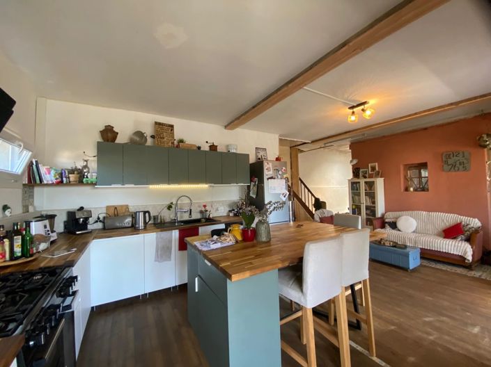 Image No.9-3 Bed House for sale