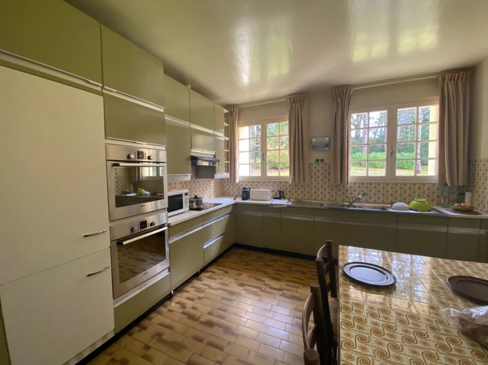 Image No.10-5 Bed House for sale