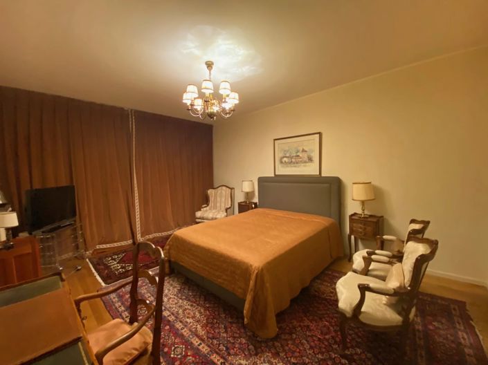 Image No.11-5 Bed House for sale