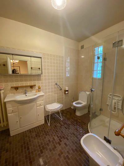 Image No.22-5 Bed House for sale