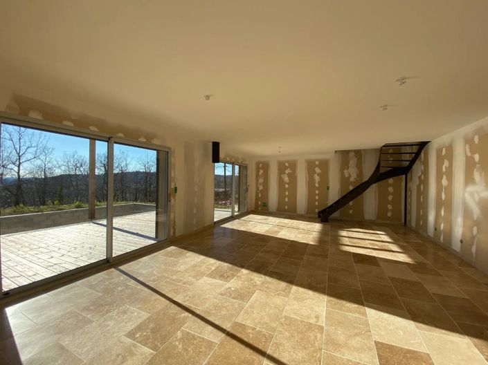 Image No.7-4 Bed House for sale