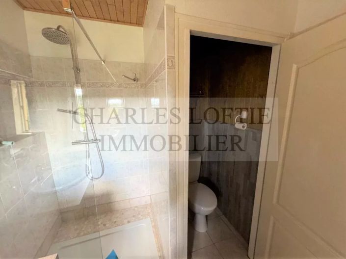 Image No.21-5 Bed House for sale