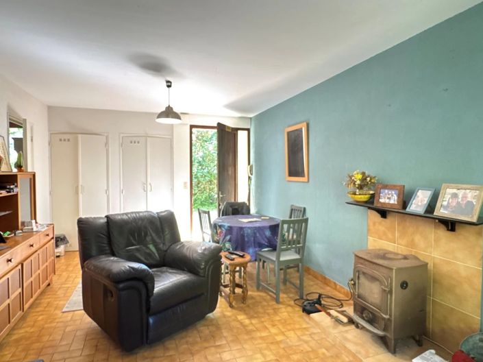 Image No.25-4 Bed House for sale