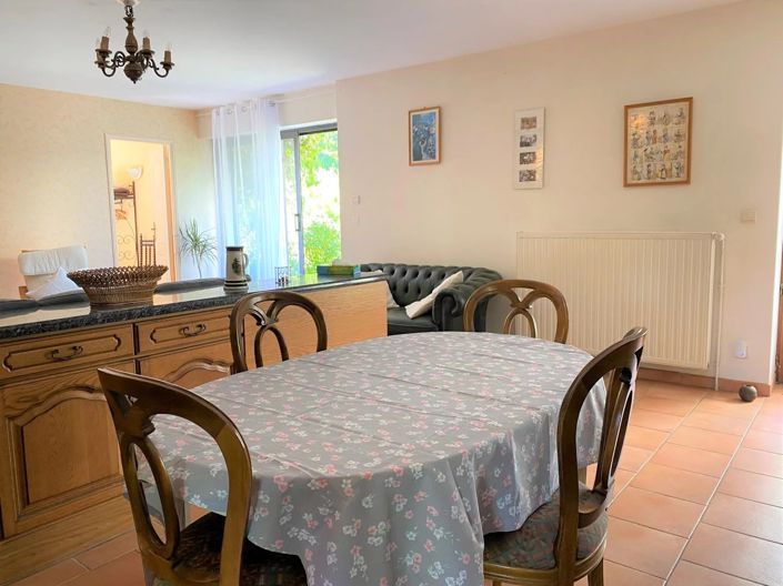 Image No.11-5 Bed House for sale