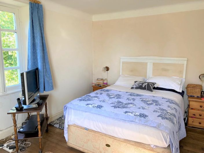 Image No.26-5 Bed House for sale