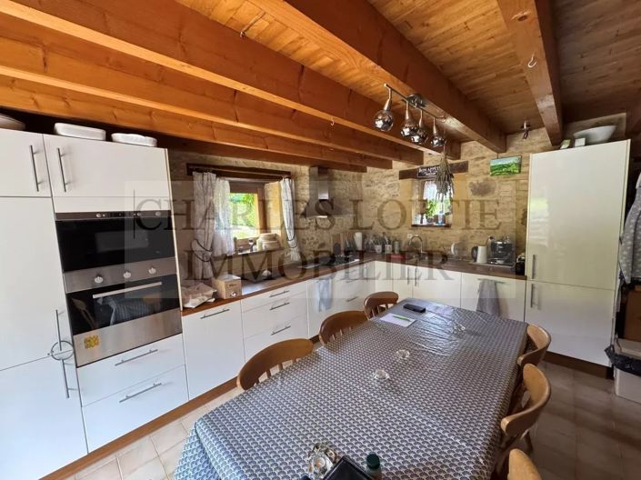 Image No.5-2 Bed House for sale