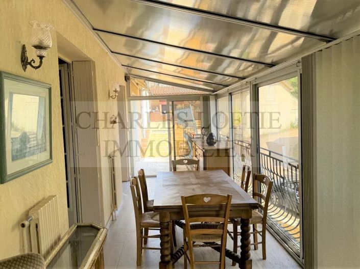 Image No.14-6 Bed House for sale